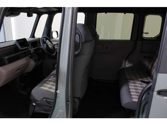 ホンダ Ｎ　ＢＯＸ ジョイ ６６０ ２トーン R8年 (近畿) 99