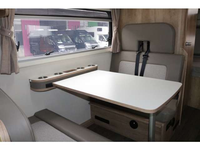トヨタ カムロード ナッツＲＶ R4年 (中国) 99