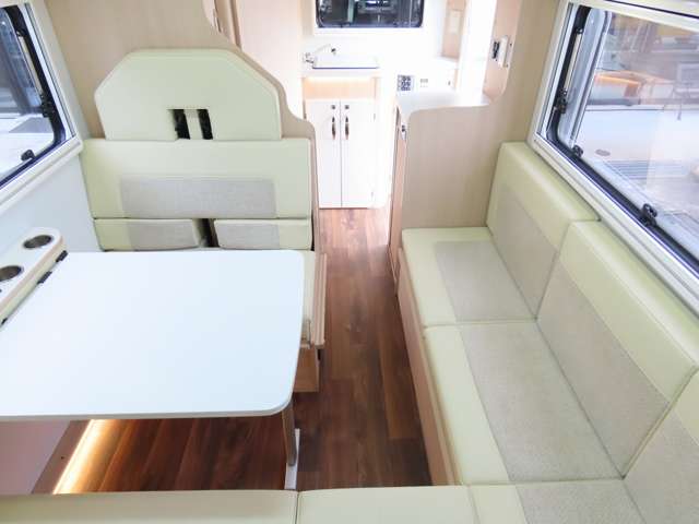 トヨタ カムロード ナッツＲＶ R7年 (東海) 99