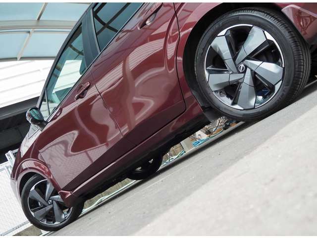 日産 ノートオーラ １．２ Ｇ ＦＯＵＲ レザーエディション ４ＷＤ R3年 (東海) 99