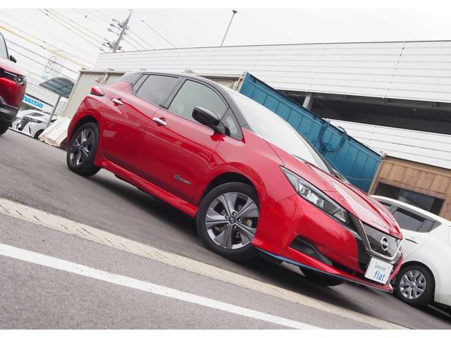 日産 リーフ ｅ＋　アーバンクロム R3年 (東海) 99