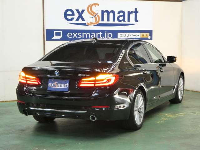ＢＭＷ ５シリーズ ５３０Ｅ Ｉパフォーマンス ラグジュアリー R1年 (関東) 99