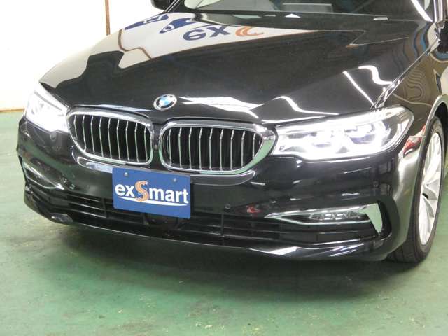 ＢＭＷ ５シリーズ ５３０Ｅ Ｉパフォーマンス ラグジュアリー R1年 (関東) 99