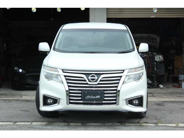 日産 エルグランド ２．５ ２５０ハイウェイスター H26年 (近畿) 99