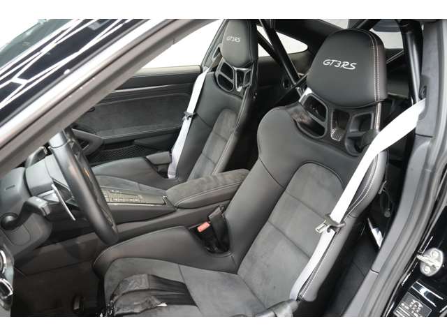 ポルシェ ９１１ ＧＴ３ ＲＳ ＰＤＫ R1年 (関東) 99
