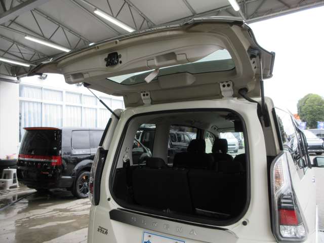 日産 セレナ １．２ Ｅ－ＰＯＷＥＲ ハイウェイスター Ｖ R1年 (関東) 99