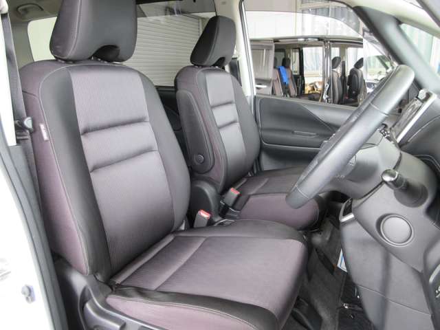 日産 セレナ １．２ Ｅ－ＰＯＷＥＲ ハイウェイスター Ｖ R1年 (関東) 99