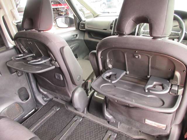 日産 セレナ １．２ Ｅ－ＰＯＷＥＲ ハイウェイスター Ｖ R1年 (関東) 99