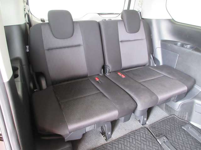 日産 セレナ １．２ Ｅ－ＰＯＷＥＲ ハイウェイスター Ｖ R1年 (関東) 99