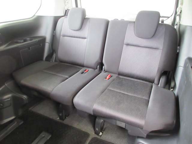 日産 セレナ １．２ Ｅ－ＰＯＷＥＲ ハイウェイスター Ｖ R1年 (関東) 99