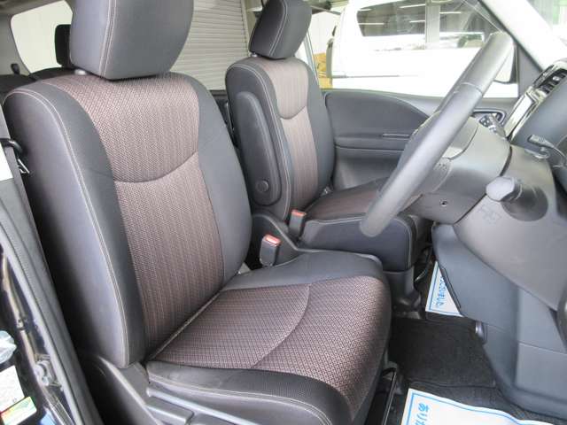 日産 セレナ ２．０ ハイウェイスター Ｖセレクション＋ＳＡＦＥＴＹＩＩ Ｓ－ＨＹＢＲＩＤ H27年 (関東) 99