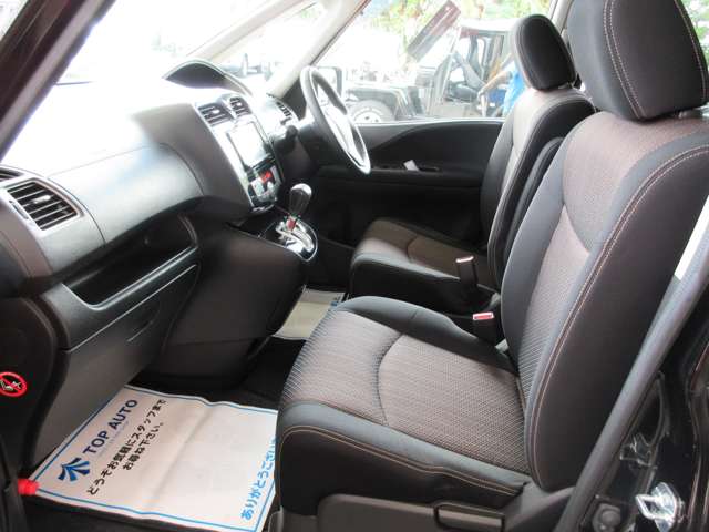 日産 セレナ ２．０ ハイウェイスター Ｖセレクション＋ＳＡＦＥＴＹＩＩ Ｓ－ＨＹＢＲＩＤ H27年 (関東) 99