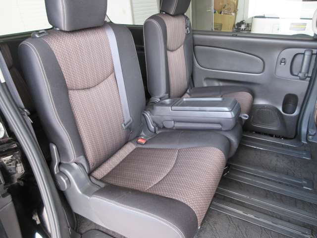日産 セレナ ２．０ ハイウェイスター Ｖセレクション＋ＳＡＦＥＴＹＩＩ Ｓ－ＨＹＢＲＩＤ H27年 (関東) 99