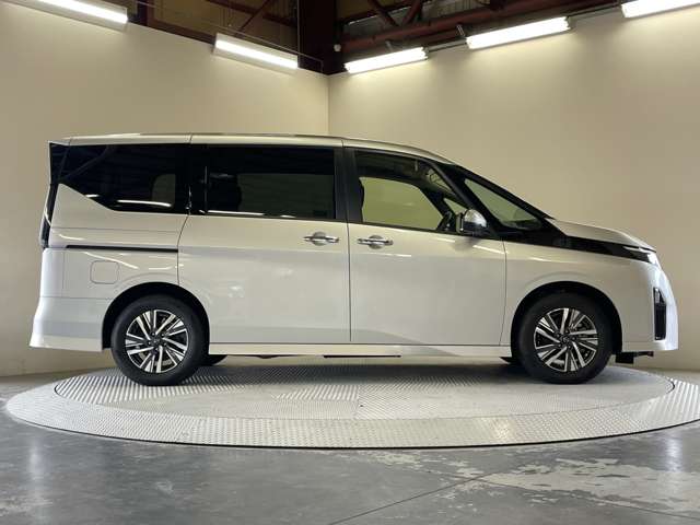 日産 セレナ ２．０ ハイウェイスターＶ R5年 (甲信越・北陸) 99