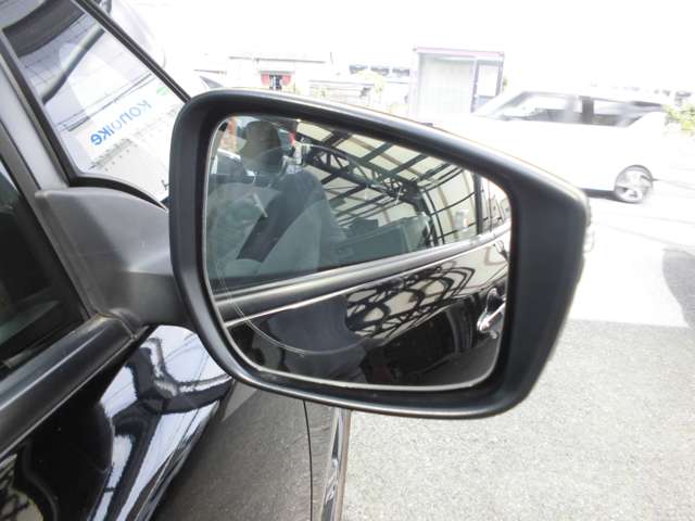 日産 リーフ Ｘ　Ｖセレクション R1年 (近畿) 99