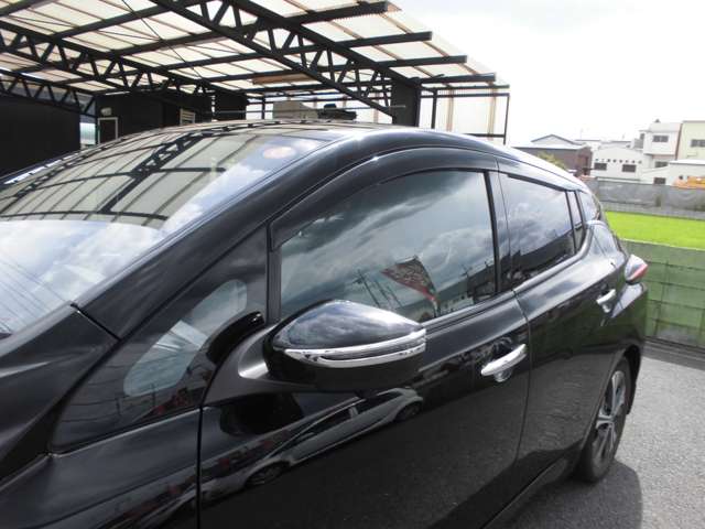 日産 リーフ Ｘ　Ｖセレクション R1年 (近畿) 99