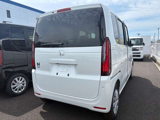 ホンダ Ｎ　ＢＯＸ ６６０ R8年 (四国) 99