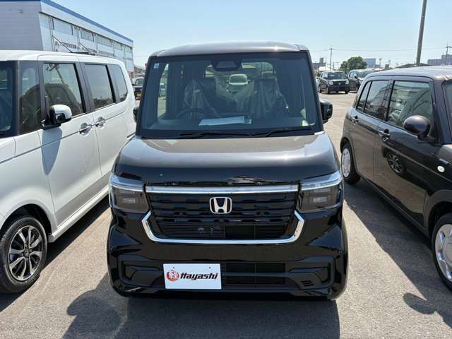 ホンダ Ｎ　ＢＯＸ カスタム ６６０ R8年 (四国) 99