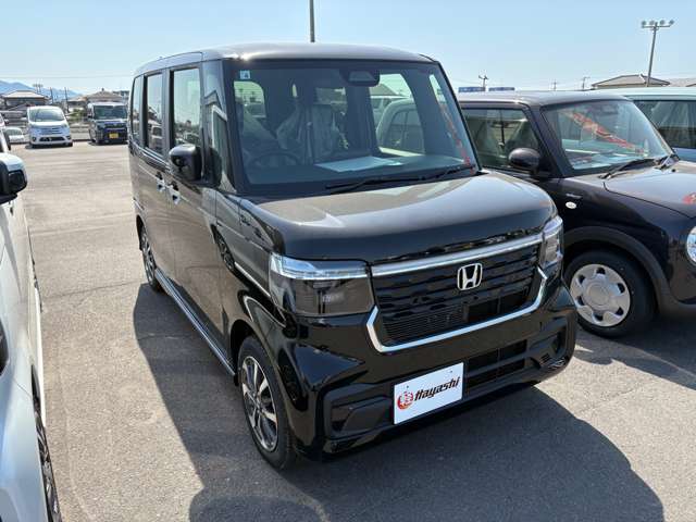 ホンダ Ｎ　ＢＯＸ カスタム ６６０ R8年 (四国) 99