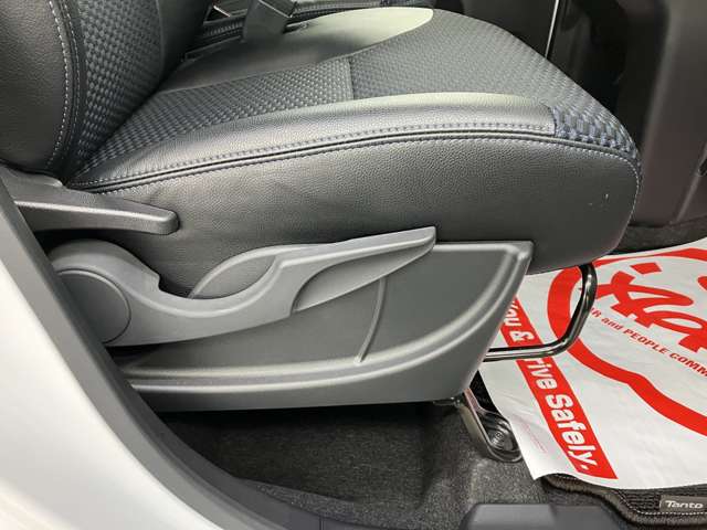 ダイハツ タント ６６０ カスタム ＲＳ リミテッド ４ＷＤ R7年 (東北) 99