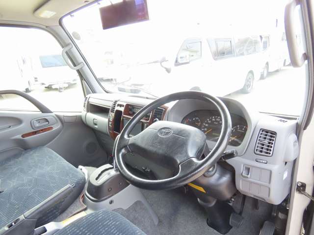 トヨタ カムロード ナッツＲＶ H28年 (東海) 99