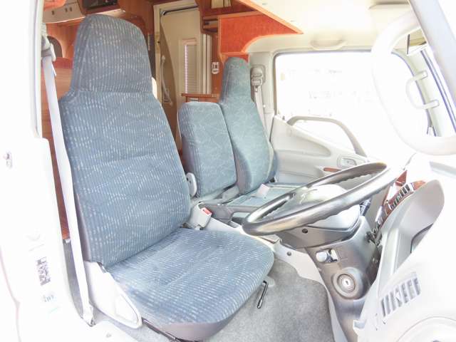 トヨタ カムロード ナッツＲＶ H28年 (東海) 99
