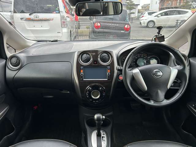 日産 ノート １．２ Ｘ アクシス Ｖセレクション プラスセーフティ H27年 (東海) 99