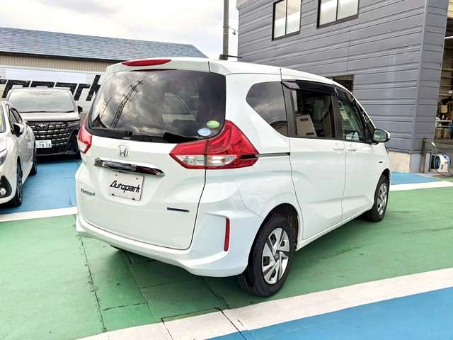 ホンダ フリード＋　ハイブリッド １．５ ハイブリッド Ｇ ホンダセンシング ４ＷＤ R2年 (甲信越・北陸) 99