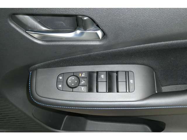 日産 ノート １．２ ＡＵＴＥＣＨ ＦＯＵＲ ４ＷＤ R3年 (東北) 99