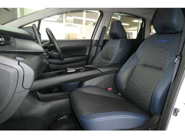 日産 ノート １．２ ＡＵＴＥＣＨ ＦＯＵＲ ４ＷＤ R3年 (東北) 99