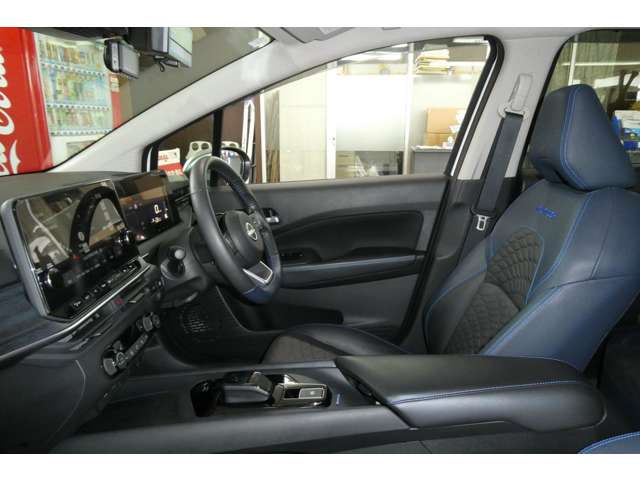 日産 ノート １．２ ＡＵＴＥＣＨ ＦＯＵＲ ４ＷＤ R3年 (東北) 99