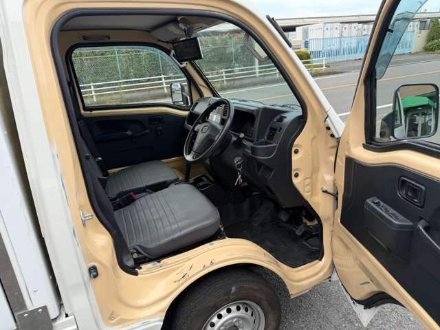ダイハツ ハイゼットトラック 冷凍冷蔵車 R1年 (関東) 99