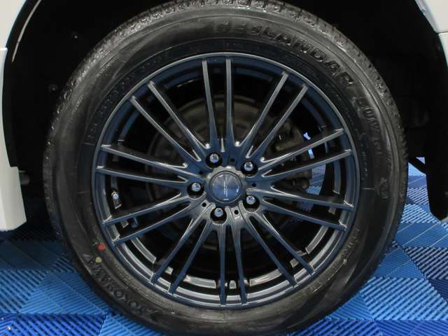 三菱 デリカ　Ｄ：５ アーバンギア ２．２ Ｇ パワーパッケージ ディーゼルターボ ４ＷＤ R1年 (関東) 99