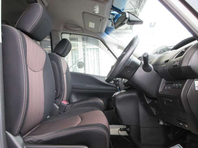 日産 セレナ ２．０ ハイウェイスター Ｖセレクション＋ＳＡＦＥＴＹＩＩ Ｓ－ＨＹＢＲＩＤ H27年 (関東) 99