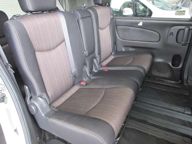 日産 セレナ ２．０ ハイウェイスター Ｖセレクション＋ＳＡＦＥＴＹＩＩ Ｓ－ＨＹＢＲＩＤ H27年 (関東) 99