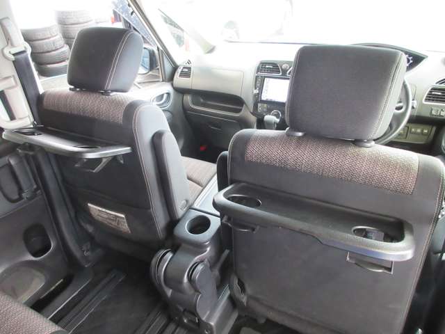 日産 セレナ ２．０ ハイウェイスター Ｖセレクション＋ＳＡＦＥＴＹＩＩ Ｓ－ＨＹＢＲＩＤ H27年 (関東) 99