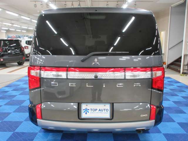三菱 デリカ　Ｄ：５ ２．２ Ｇ ディーゼルターボ ４ＷＤ R1年 (関東) 99