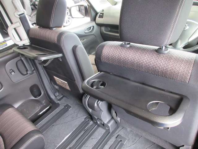 日産 セレナ ２．０ ハイウェイスター Ｓ－ＨＹＢＲＩＤ H26年 (関東) 99