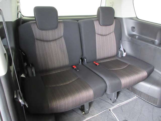 日産 セレナ ２．０ ハイウェイスター Ｓ－ＨＹＢＲＩＤ H26年 (関東) 99