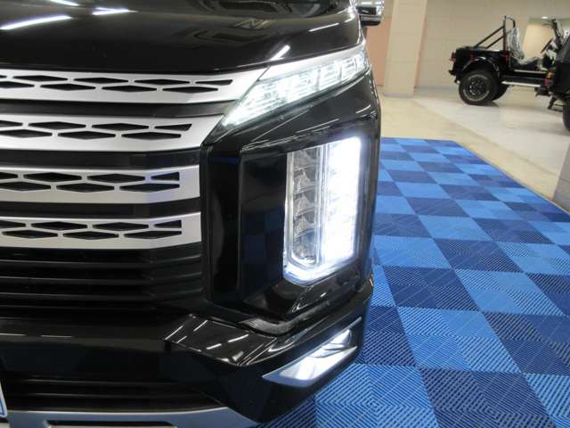 三菱 デリカ　Ｄ：５ ２．２ Ｐ ディーゼルターボ ４ＷＤ R2年 (関東) 99