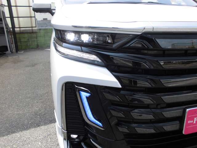トヨタ ヴェルファイア　ハイブリッド ハイブリッド ２．５ Ｚプレミア R5年 (近畿) 99
