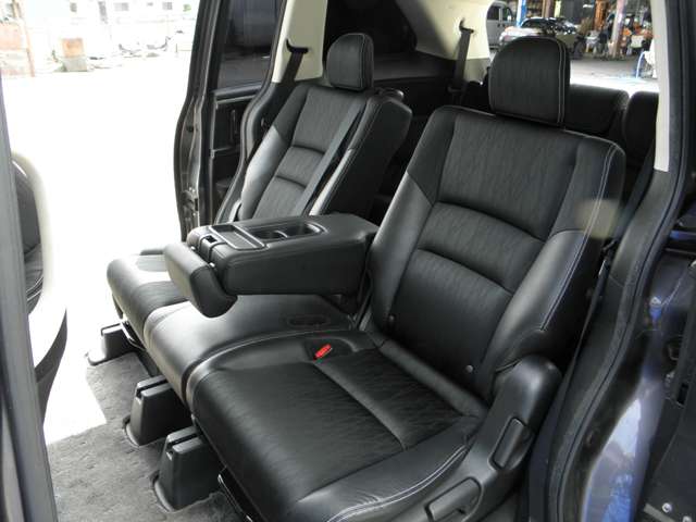 ホンダ オデッセイ ２．４ アブソルート ＥＸ ４ＷＤ H26年 (関東) 99