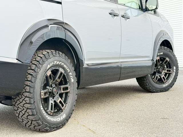 三菱 デリカ　Ｄ：５ ２．２ Ｐ ディーゼルターボ ４ＷＤ R8年 (近畿) 99