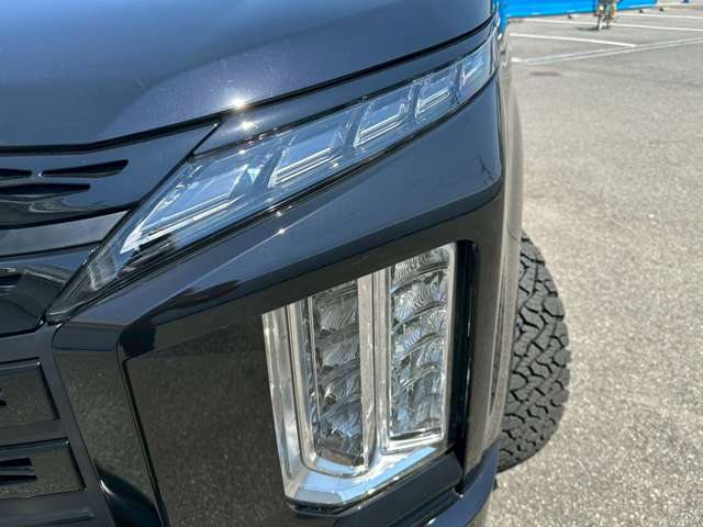 三菱 デリカ　Ｄ：５ ２．２ ブラック エディション ディーゼルターボ ４ＷＤ R7年 (近畿) 99