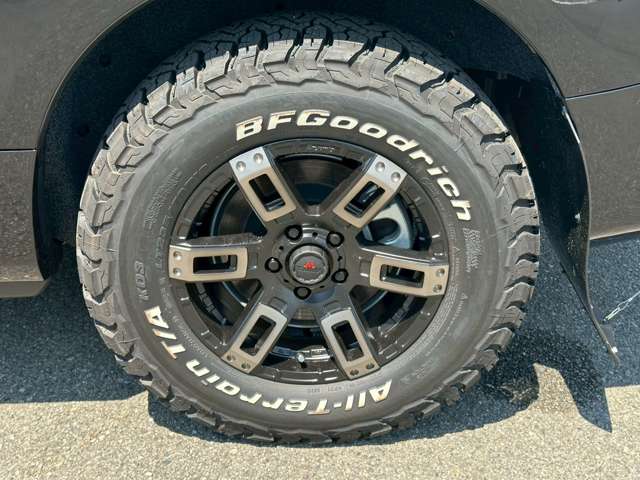 三菱 デリカ　Ｄ：５ ２．２ ブラック エディション ディーゼルターボ ４ＷＤ R7年 (近畿) 99