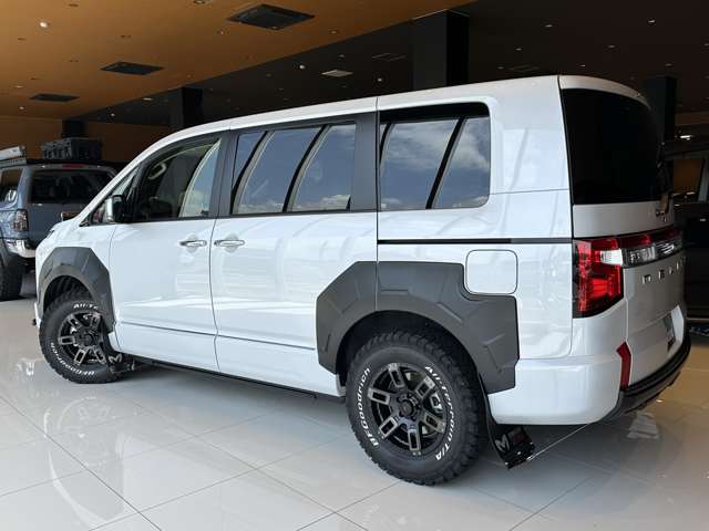 三菱 デリカ　Ｄ：５ ２．２ Ｐ ディーゼルターボ ４ＷＤ R7年 (近畿) 99
