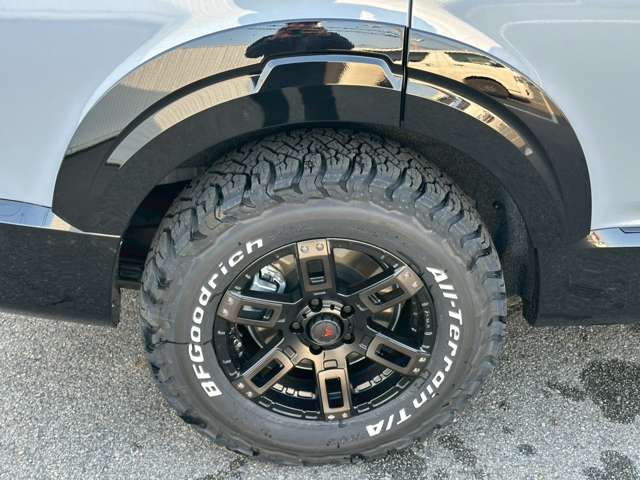 三菱 デリカ　Ｄ：５ ２．２ Ｐ ディーゼルターボ ４ＷＤ R8年 (近畿) 99