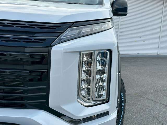 三菱 デリカ　Ｄ：５ ２．２ ブラック エディション ディーゼルターボ ４ＷＤ R7年 (近畿) 99