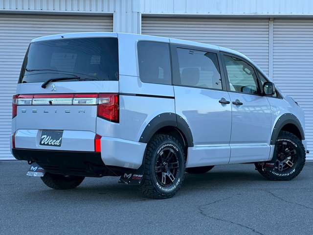 三菱 デリカ　Ｄ：５ ２．２ ブラック エディション ディーゼルターボ ４ＷＤ R7年 (近畿) 99