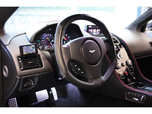 アストンマーティン ＤＢ９ ＧＴ タッチトロニック２ H28年 (近畿) 99